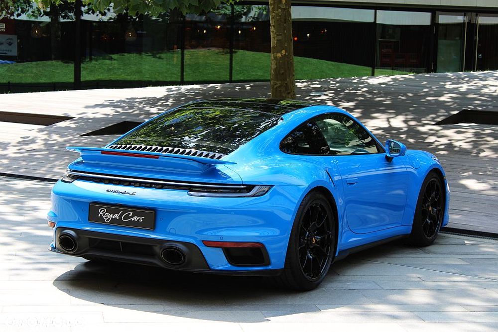 Porsche 911 Turbo S - 4