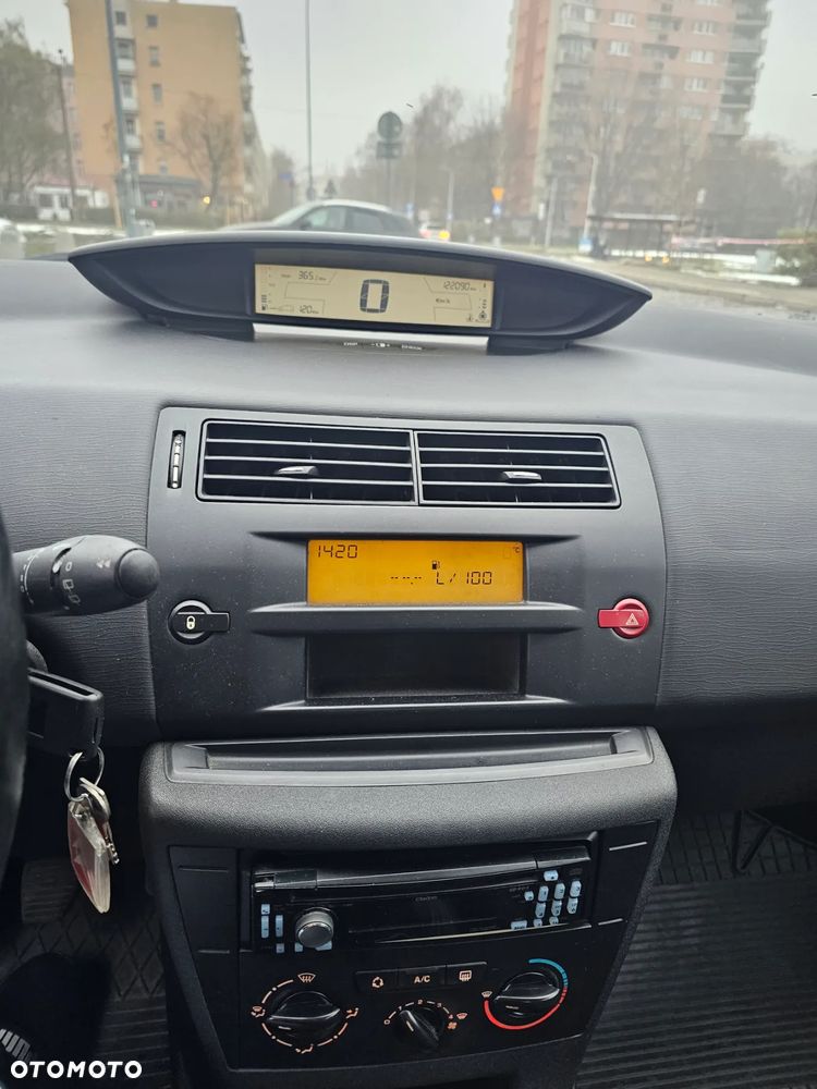 Citroën C4 1.6 16V SX - 14
