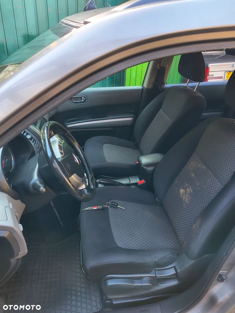 Nissan X-Trail 2.0 dCi LE - 8