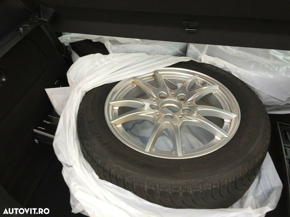 Mercedes-Benz A 200 d 4Matic 7G-DCT AMG Line - 9