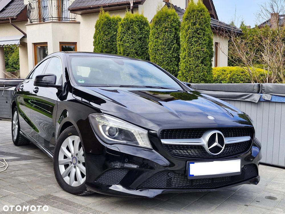Mercedes-Benz CLA 180 Urban - 3
