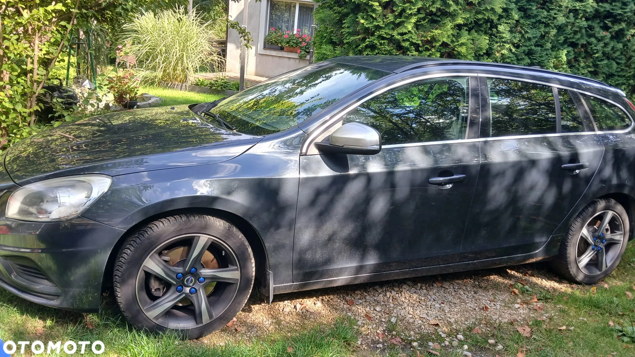 Volvo V60 D3 R-Design - 11
