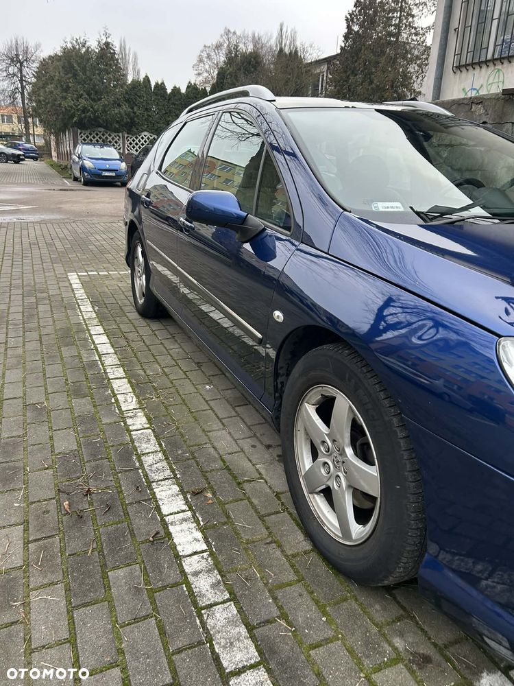 Peugeot 407 2.0 HDI Premium navtech gama - 4