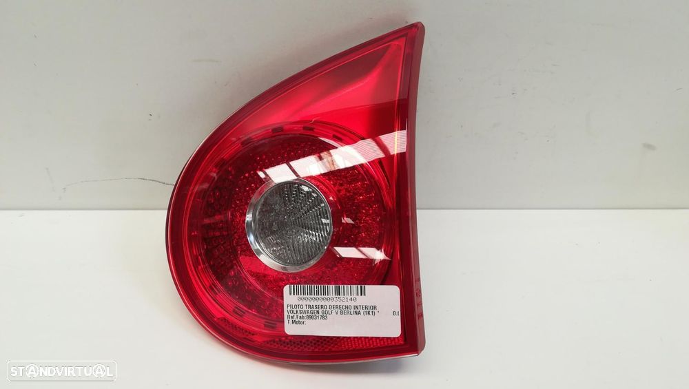 FAROLIM TRASEIRO DIREITO INTERIOR VOLKSWAGEN GOLF V 1K110.2003 - 1