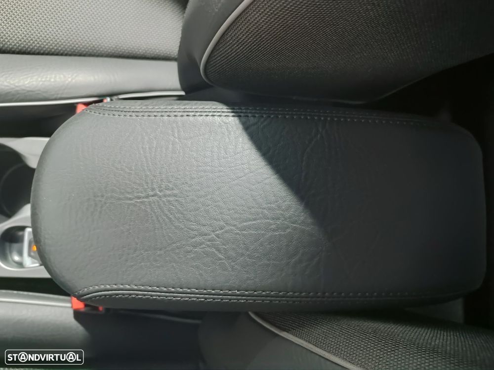 Fiat 500X 1.6 MJ Lounge S&S - 33