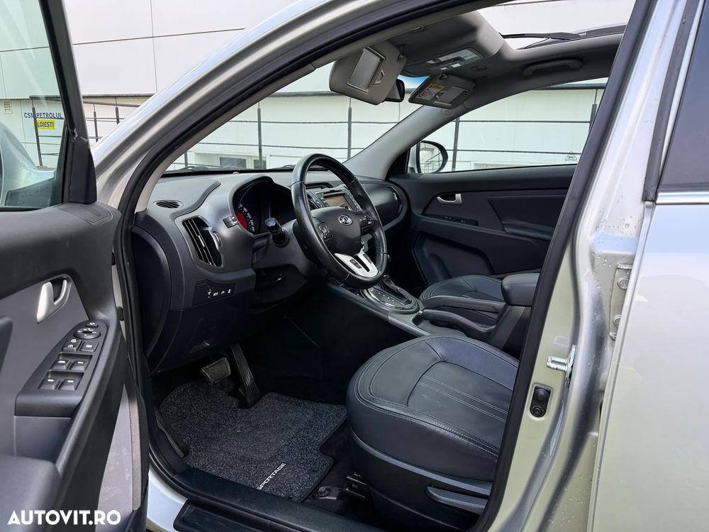 Kia Sportage 2.0 CRDI 4WD Automatik Vision - 8