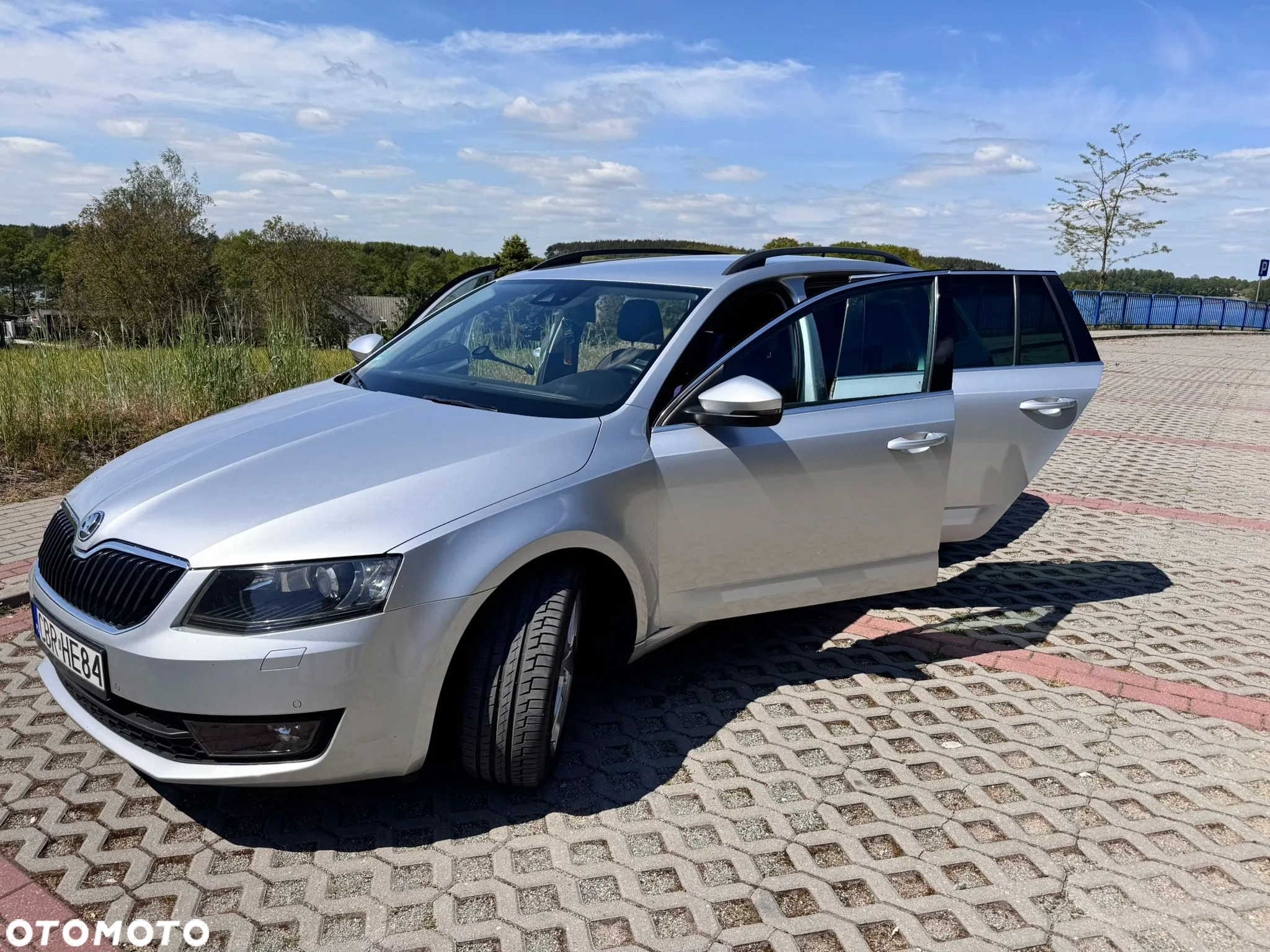 Skoda Octavia 2.0 TDI DSG Style - 6