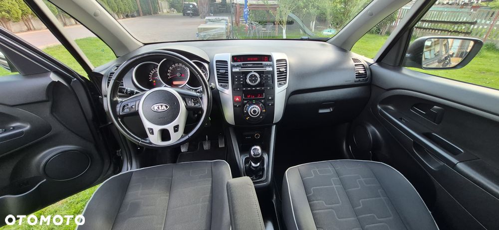 Kia Venga 1.6 L - 17