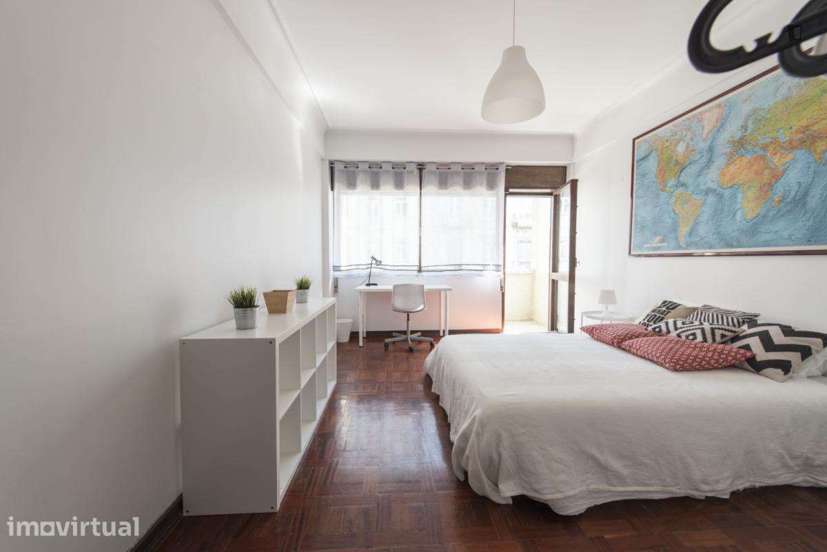 Quarto - localizado em Saldanha Lisbon - Grande imagem: 4/47