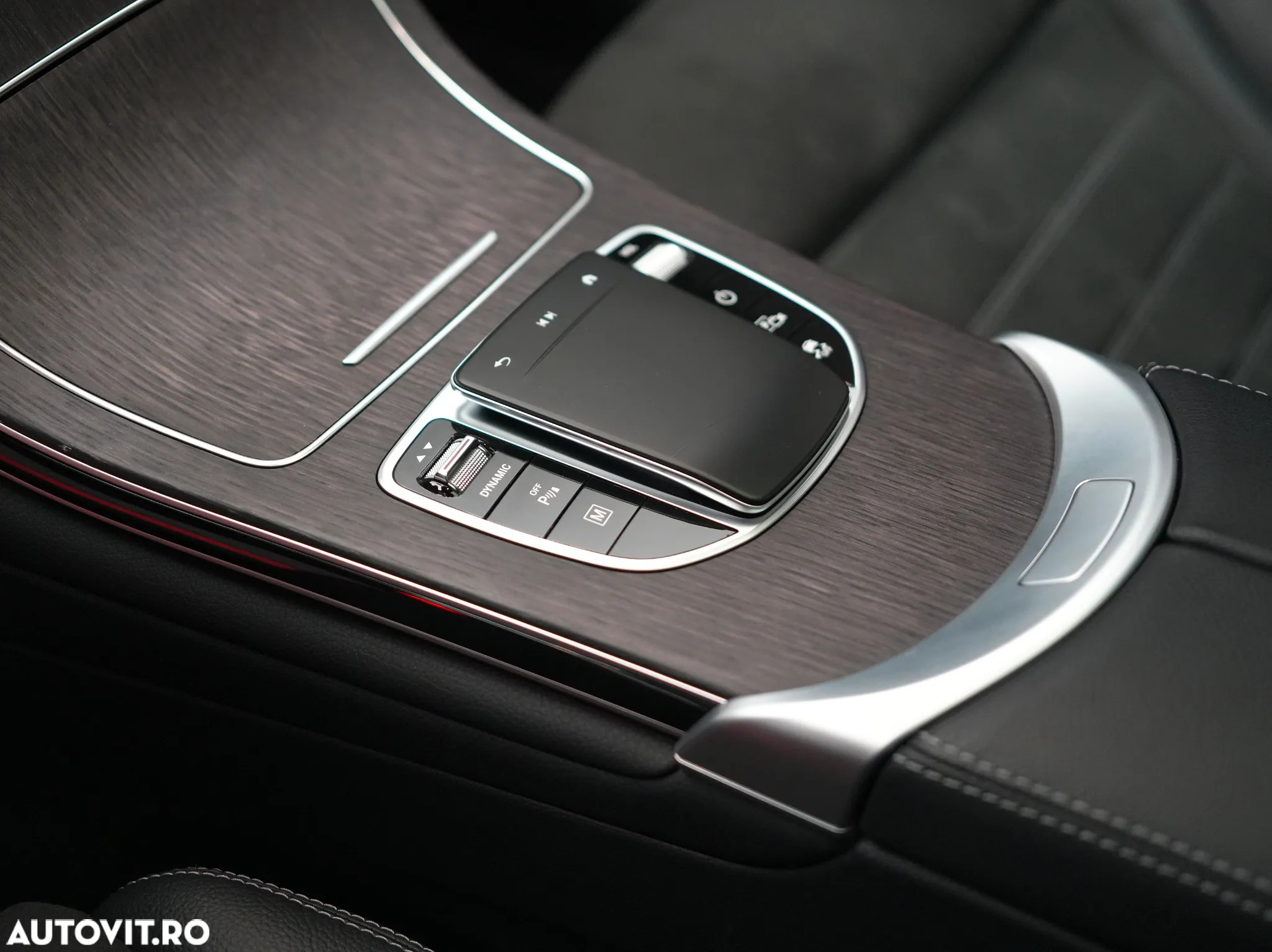 Mercedes-Benz GLC 300 4MATIC MHEV - 20