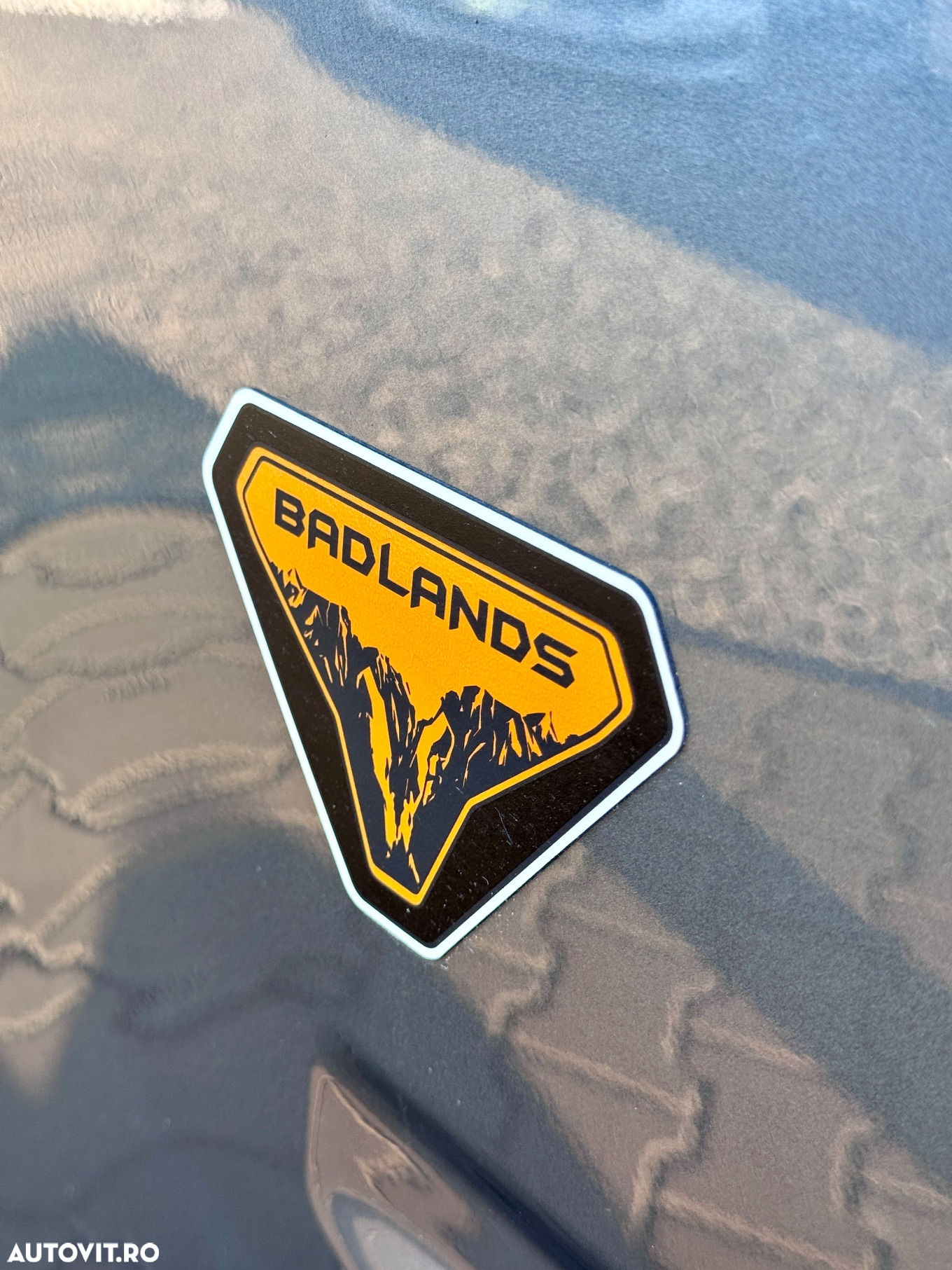 Ford Bronco - 18