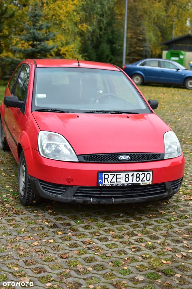 Ford Fiesta 1.3 Ambiente - 20