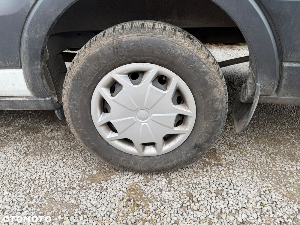 Ford Transit - 32