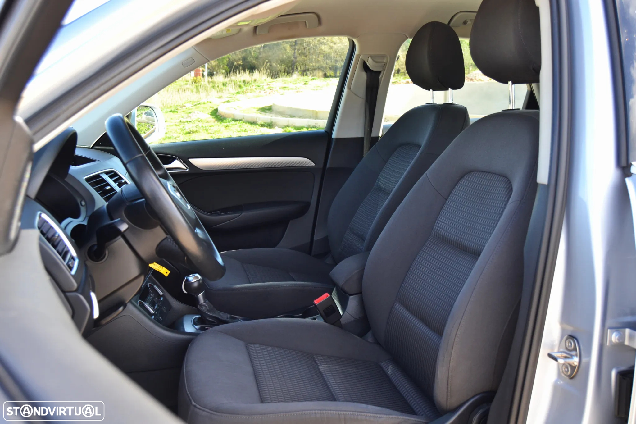 Audi Q3 2.0 TDI quattro Design S tronic - 16