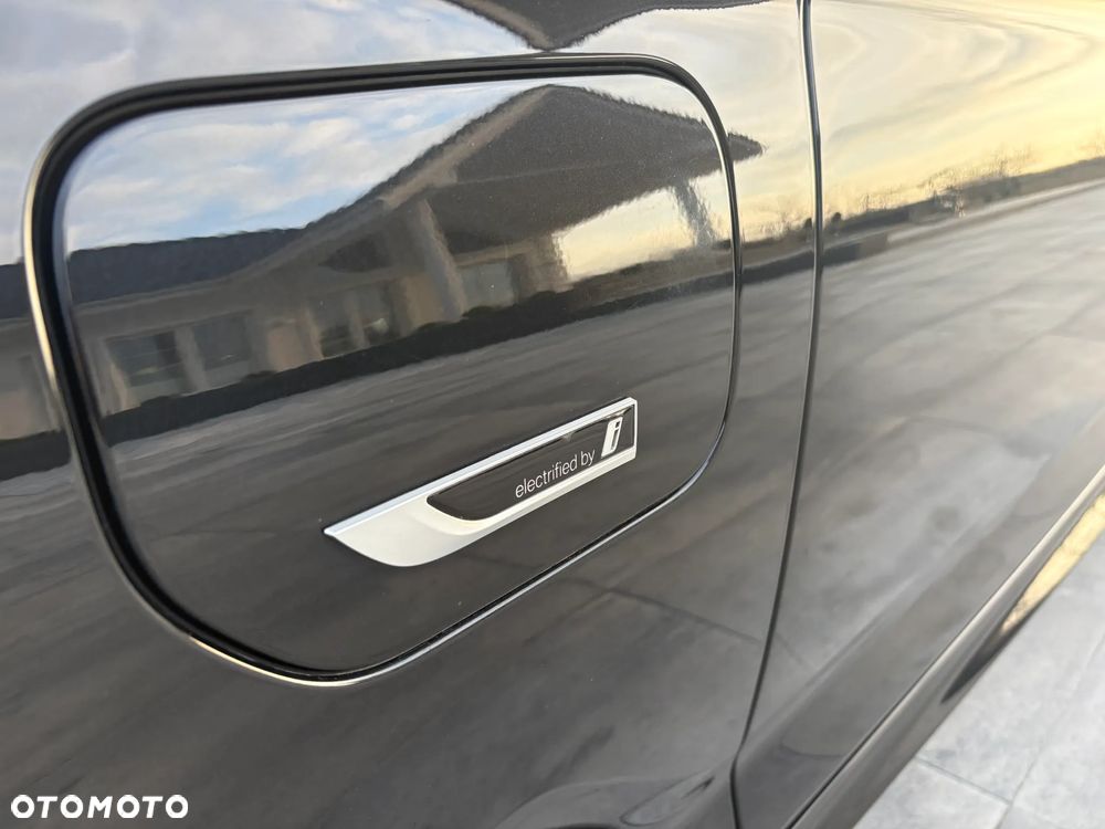 BMW Seria 5 530e xDrive - 10