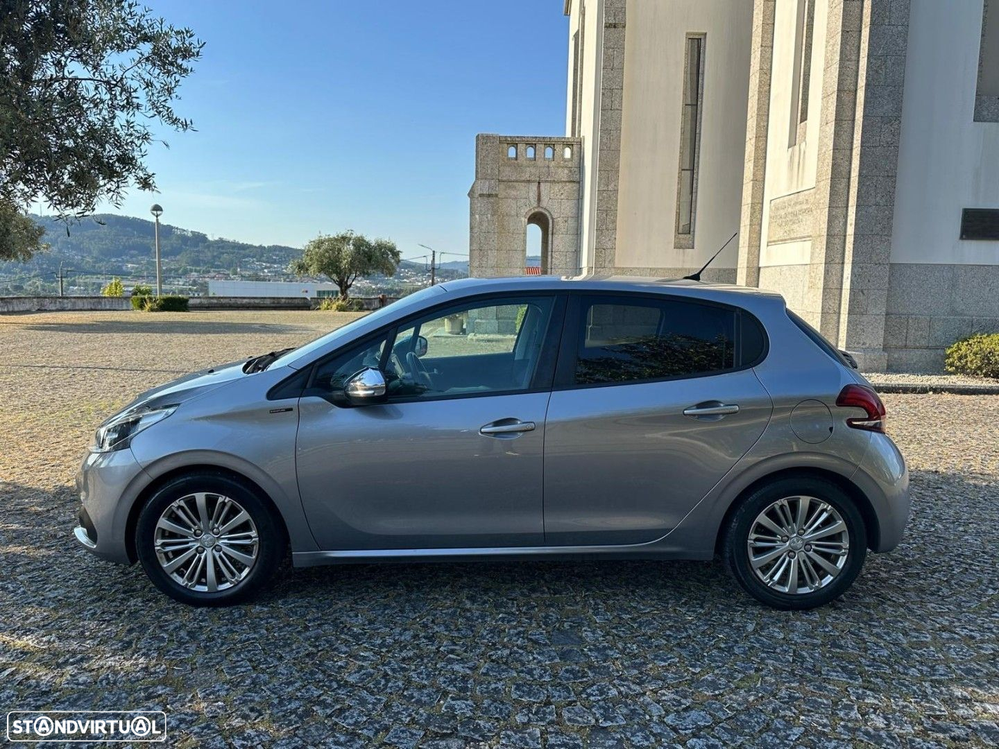 Peugeot 208 1.5 BlueHDi Signature - 8