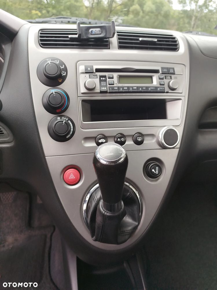 Honda Civic 1.6i ES - 18