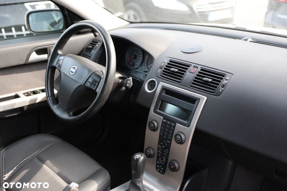 Volvo V50 1.8 - 9