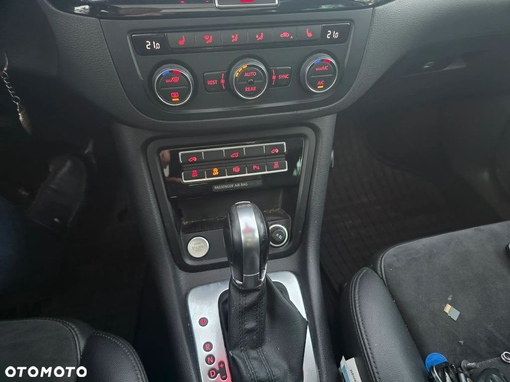 Volkswagen Sharan 2.0 TDI BMT Highline DSG - 16