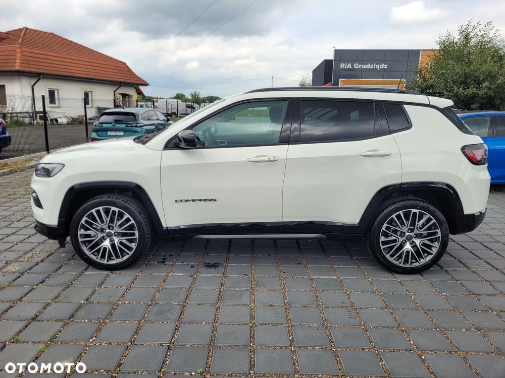 Jeep Compass - 3