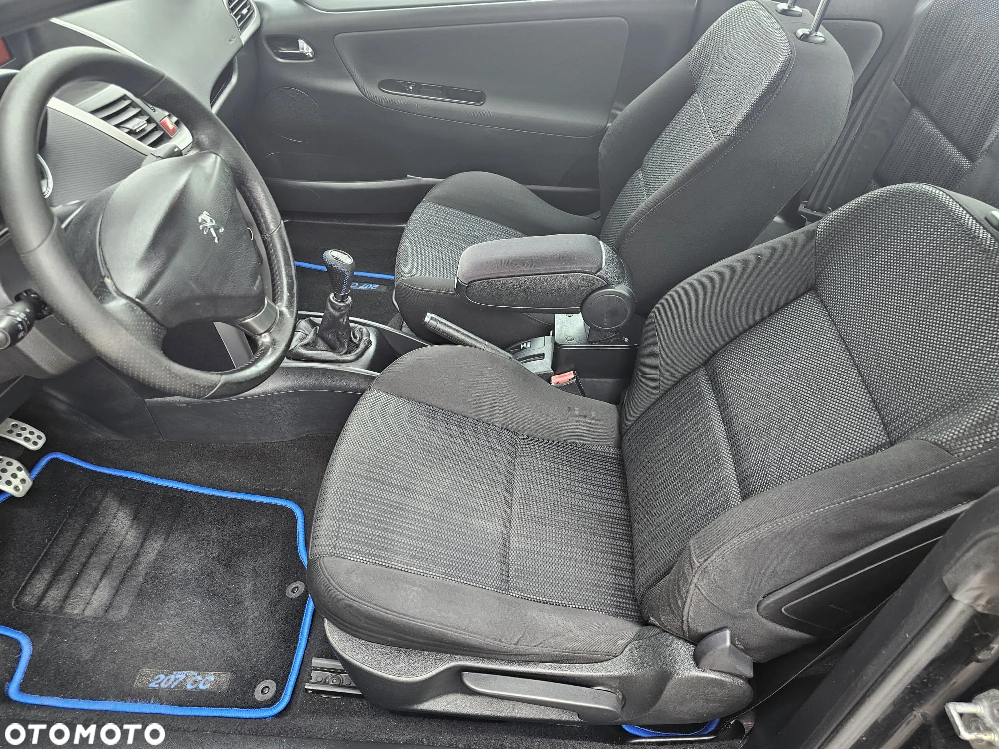 Peugeot 207 - 22
