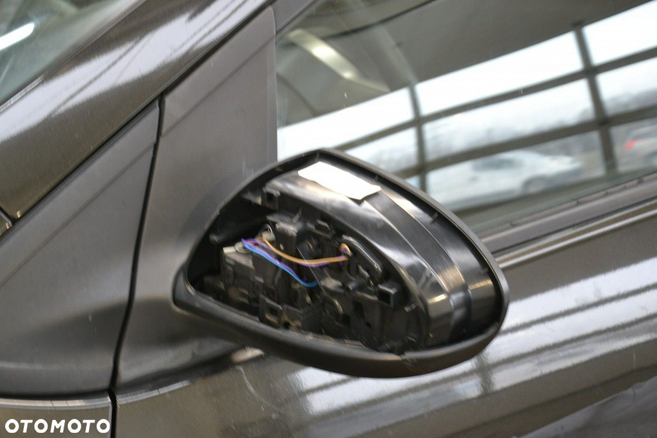 Mazda 2 - 13