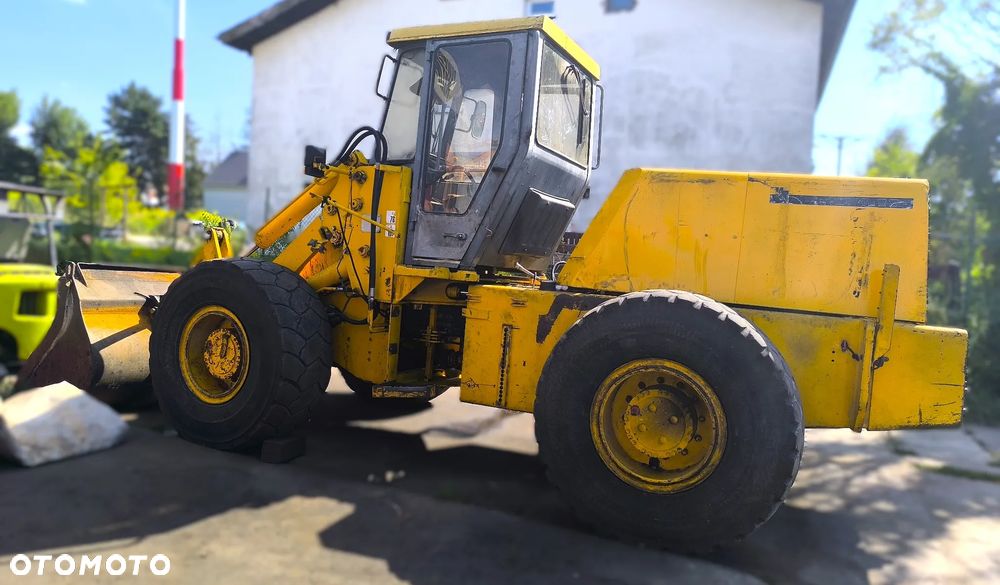 JCB 435 - 2