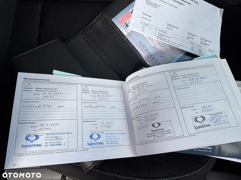 SsangYong/KGM Tivoli e-XGi 160 2WD Black+White - 24