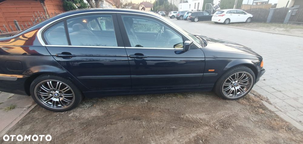 BMW Seria 3 - 3