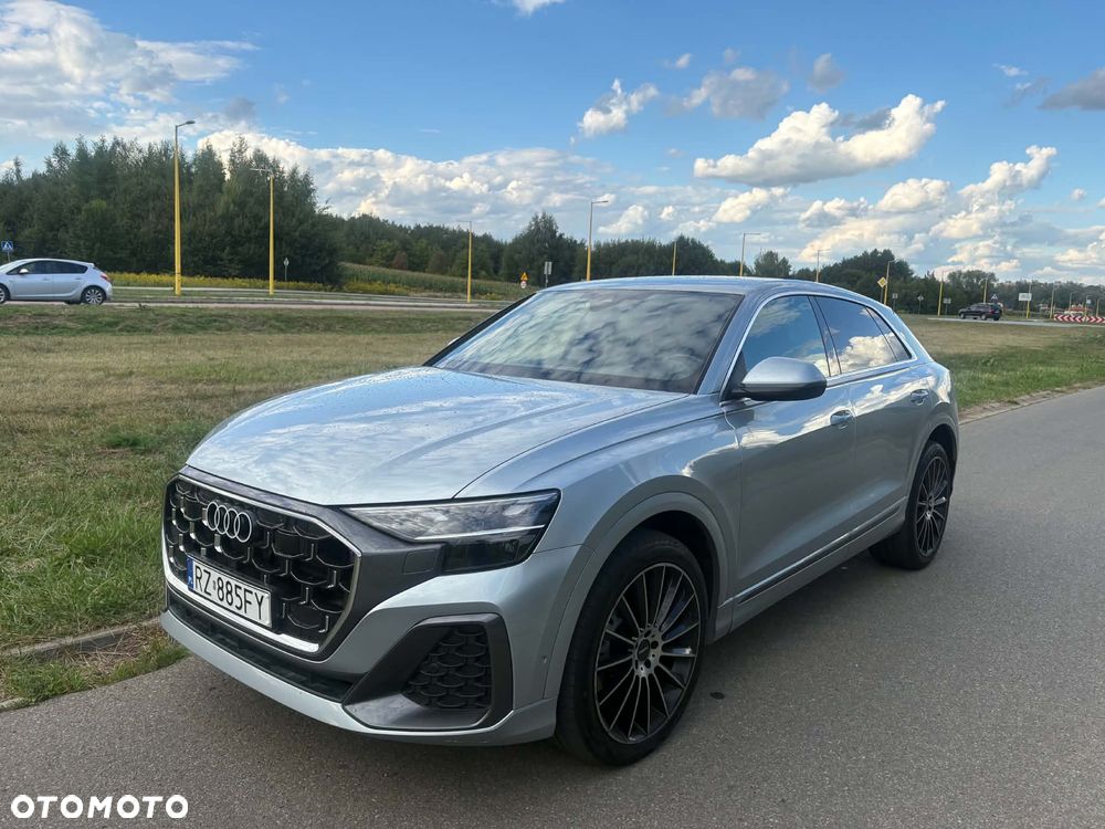 Audi Q8 - 2