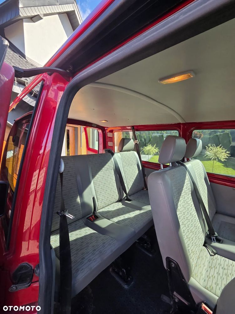 Volkswagen Transporter - 10