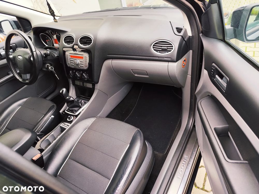 Ford Focus 1.6 Platinium X - 12