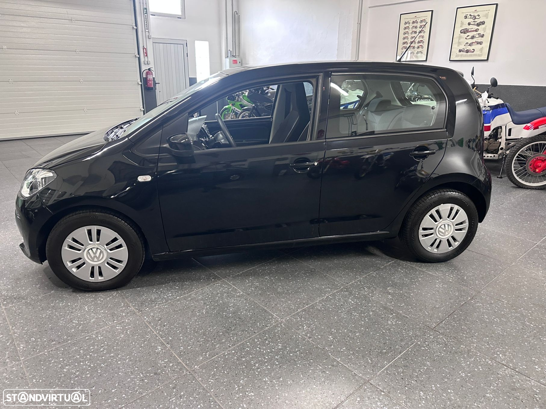 VW Up! 1.0 BlueMotion Move - 16