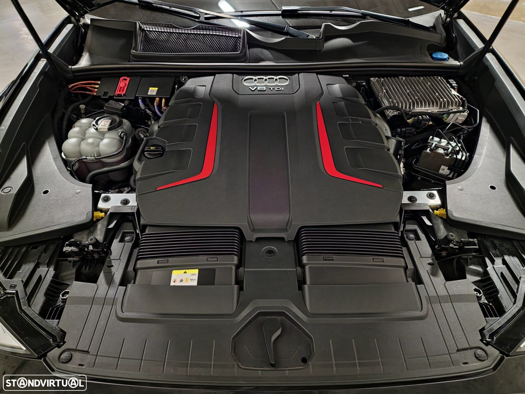 Audi Q8 - 24