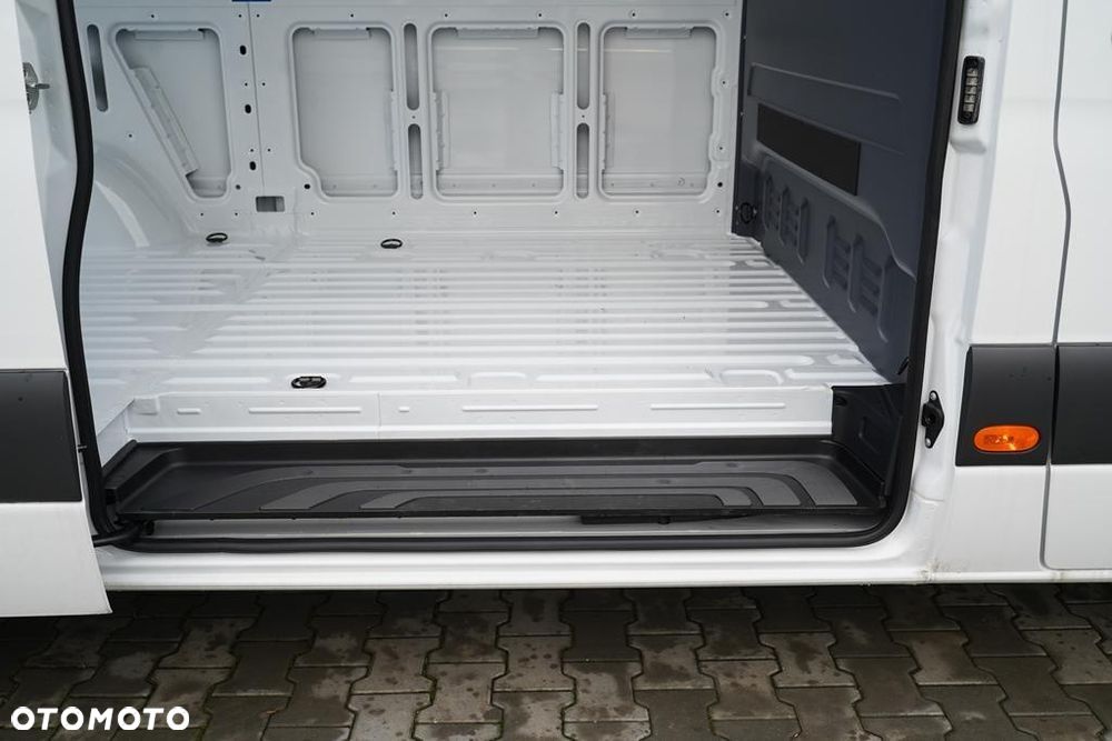 Mercedes-Benz Sprinter 315 CDI Standard BASE 9G-Tronic 9m3 - 22