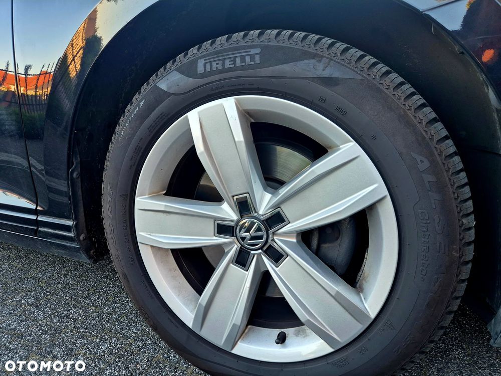 Volkswagen Passat 2.0 TDI BMT Comfortline - 17