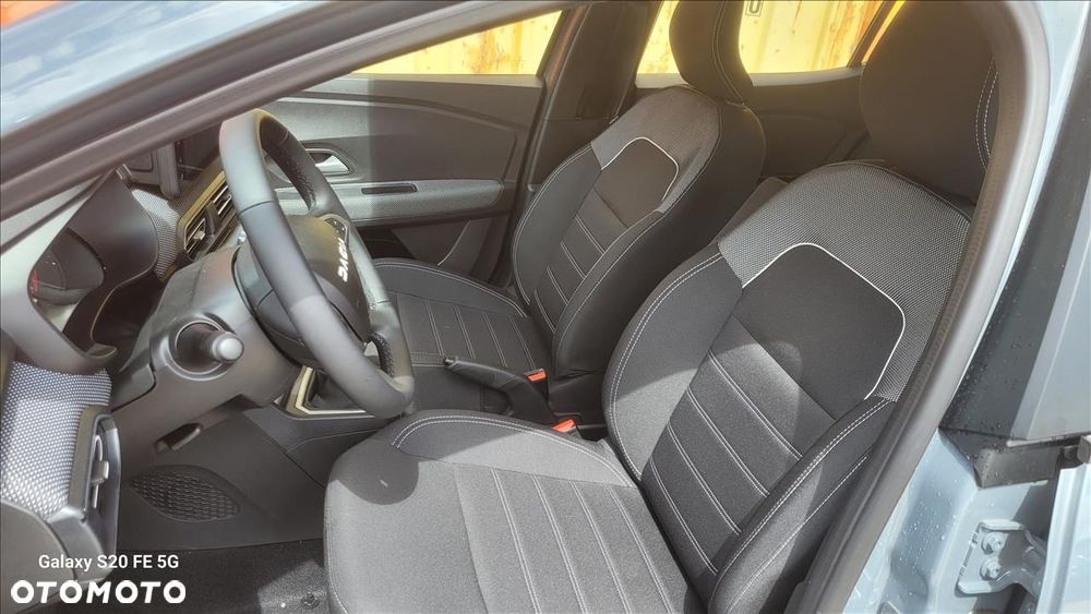 Dacia Sandero - 10