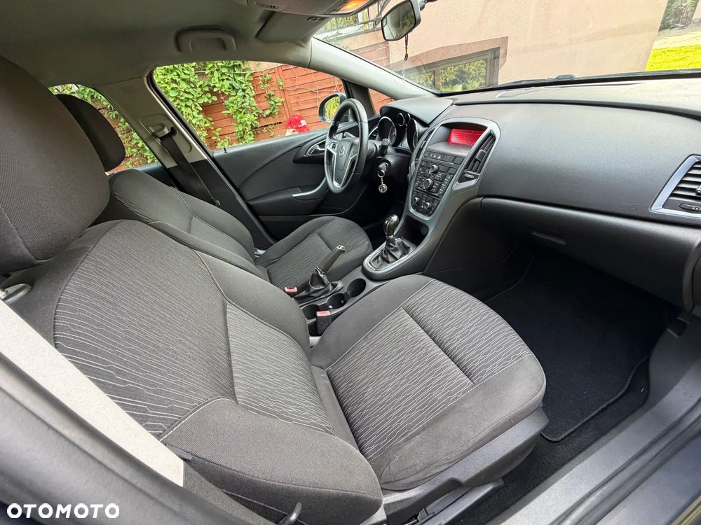 Opel Astra 1.4 Turbo Active - 10