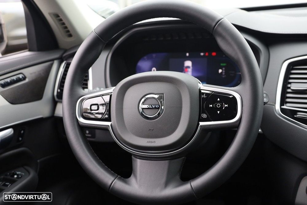 Volvo XC 90 2.0 T8 PHEV Plus Dark AWD - 19