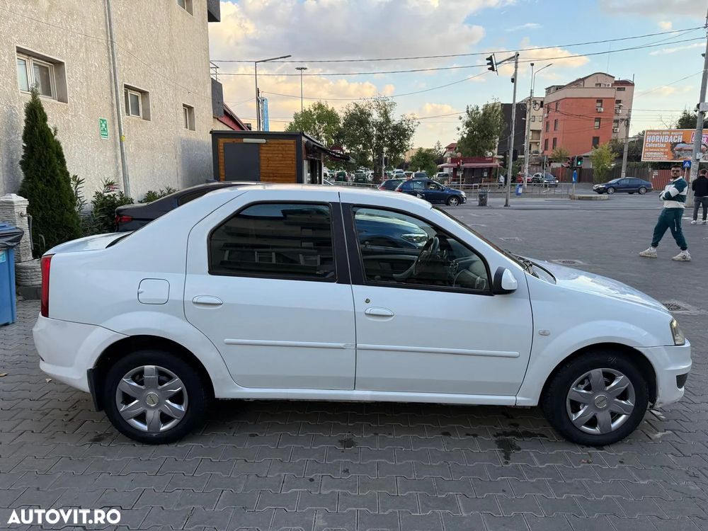 Dacia Logan - 4