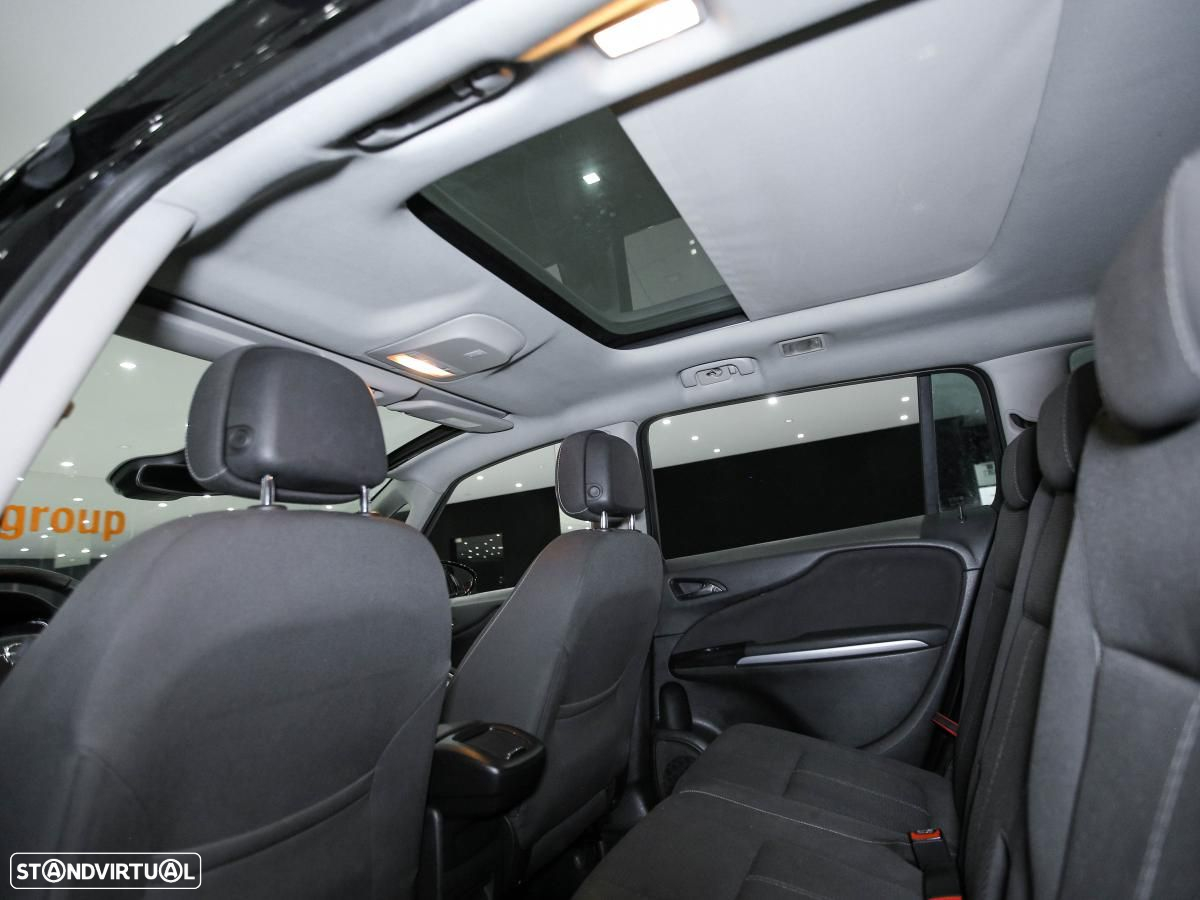 Opel Zafira - 12