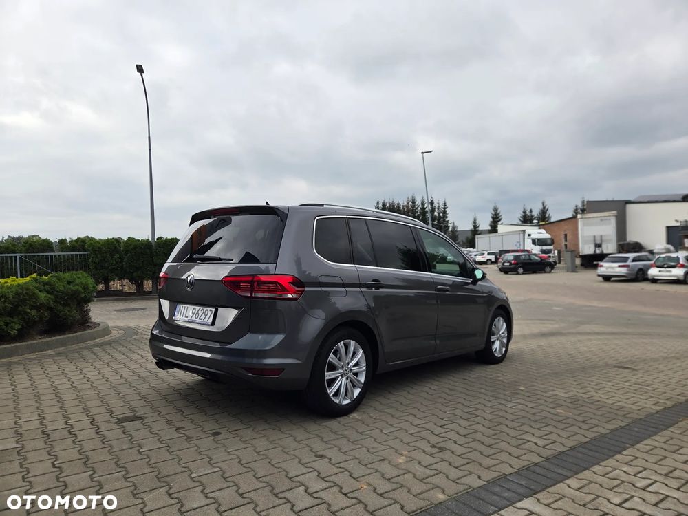 Volkswagen Touran 1.4 TSI (BlueMotion Technology) Highline - 4