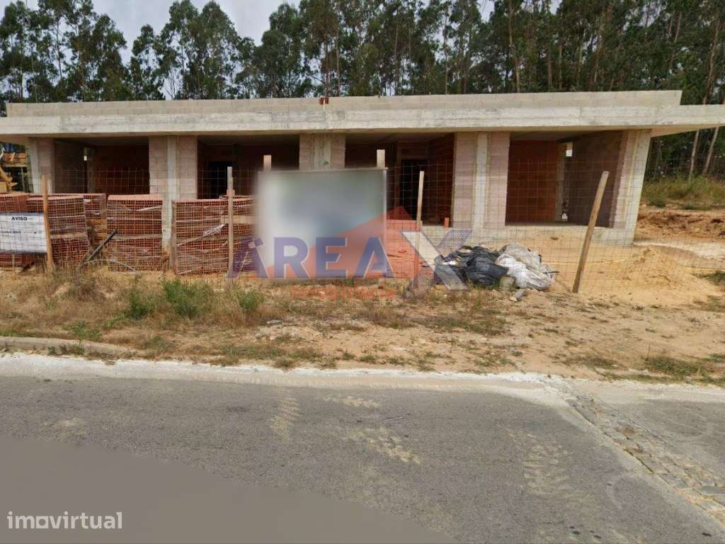 Moradias Geminadas T3+1 Térreas - Arquitetura Moderna - Conclusão O... - Grande imagem: 3/10