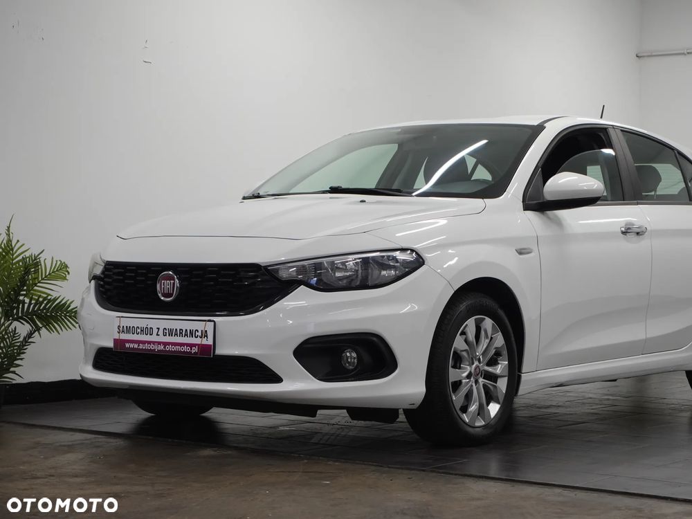 Fiat Tipo 1.4 16v Easy - 16