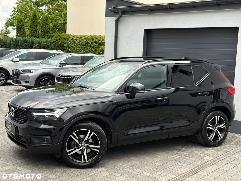 Volvo XC 40 B3 B DKG Ultra Dark - 13