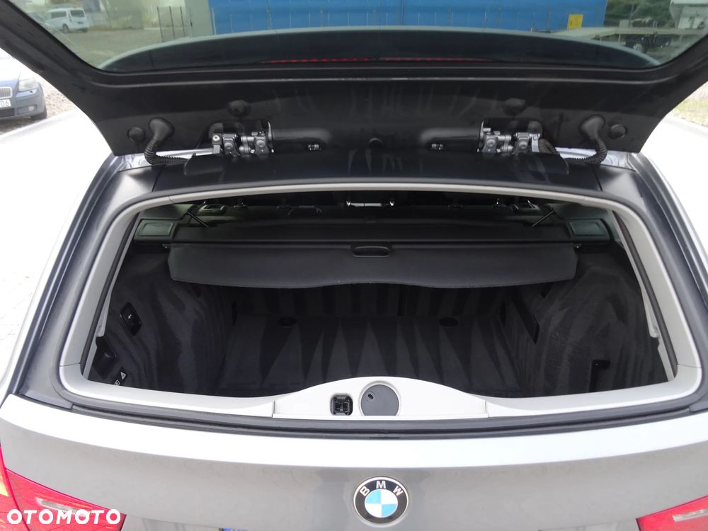 BMW Seria 3 - 15