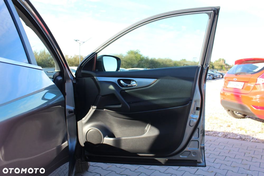 Nissan Qashqai 1.2 DIG-T Tekna - 27