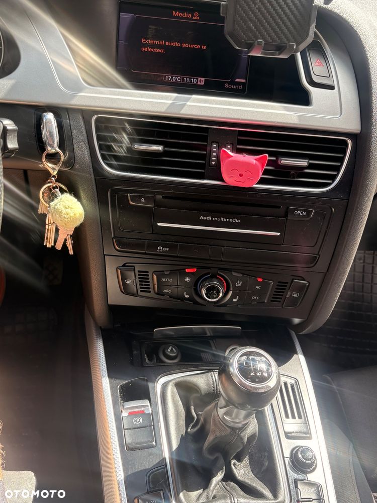 Audi A4 Avant 2.0 TDI - 29