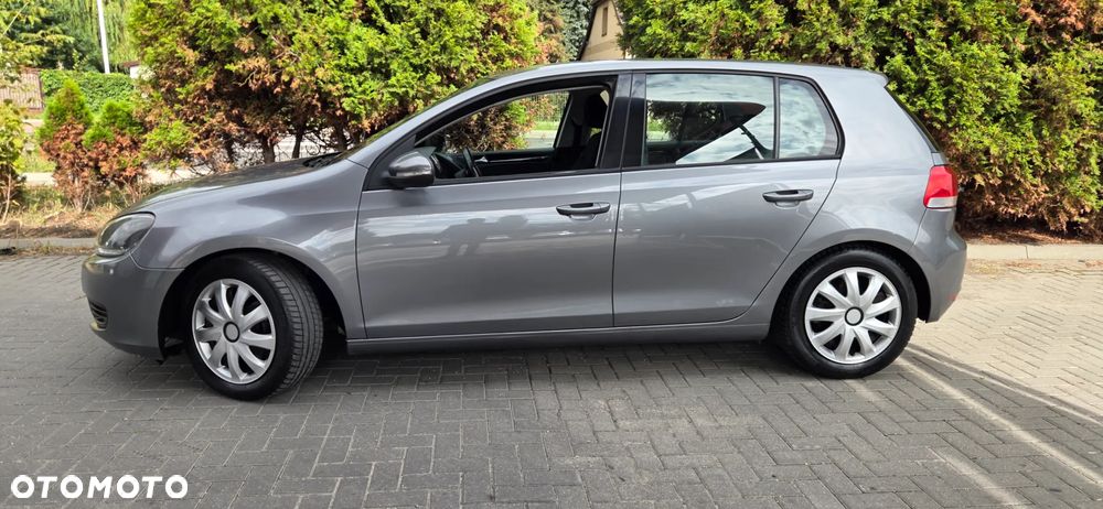 Volkswagen Golf 2.0 TDI DPF Comfortline 119 g - 8