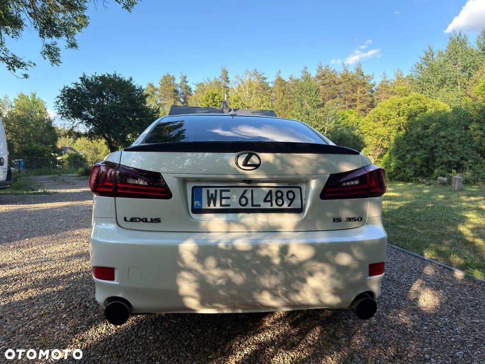 Lexus IS - 5